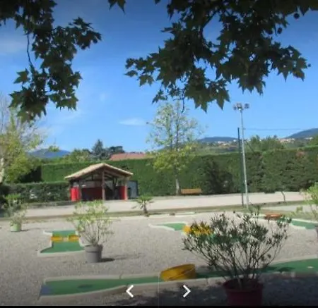 Siblu مكان تخييم *